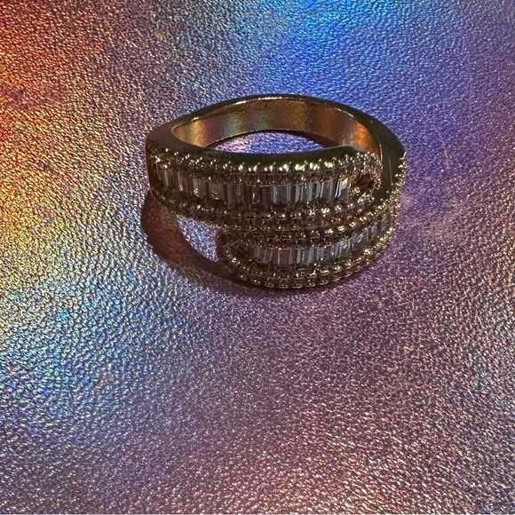 BB Lila Beautiful Ring - Picture 3 of 3